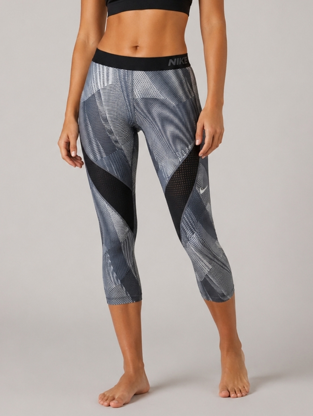 Nike Pro Hypercool Frequency Capri Leggings Black Gray Women Size Medium Gymcore